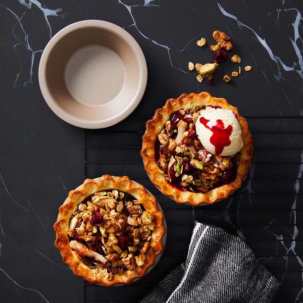 Ceramabake Round Pie Pan Mini
