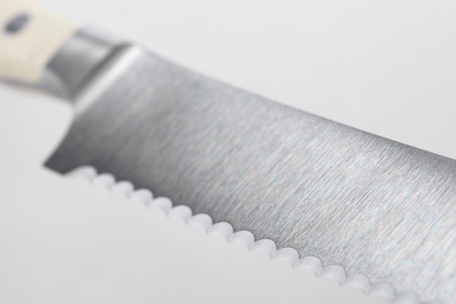Classic Ikon Black Bread Knife 20cm